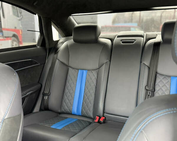 Синій Ауді A8, об'ємом двигуна 2.97 л та пробігом 90 тис. км за 61500 $, фото 32 на Automoto.ua