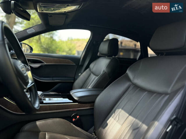 Синій Ауді A8, об'ємом двигуна 3 л та пробігом 54 тис. км за 79499 $, фото 18 на Automoto.ua