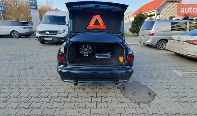 Зелений Ауді A8, об'ємом двигуна 4.2 л та пробігом 460 тис. км за 5200 $, фото 8 на Automoto.ua