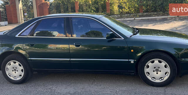 Зелений Ауді A8, об'ємом двигуна 3.7 л та пробігом 280 тис. км за 5600 $, фото 16 на Automoto.ua