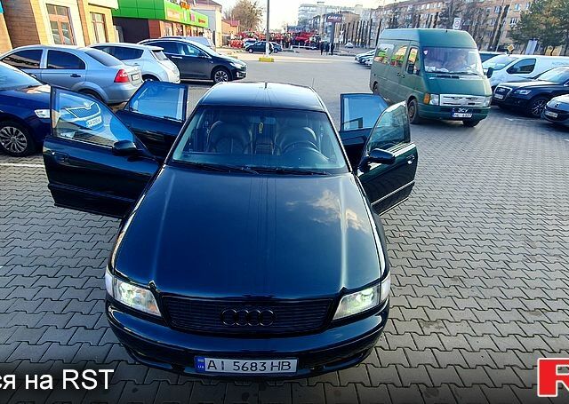 Зеленый Ауди А8, объемом двигателя 4.2 л и пробегом 460 тыс. км за 4500 $, фото 10 на Automoto.ua