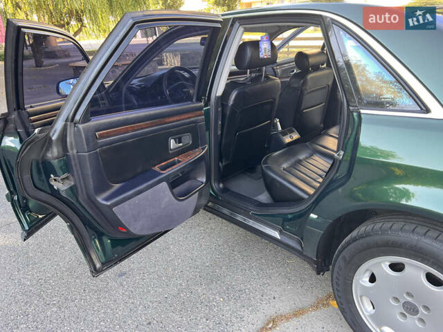 Зелений Ауді A8, об'ємом двигуна 3.7 л та пробігом 280 тис. км за 5600 $, фото 12 на Automoto.ua