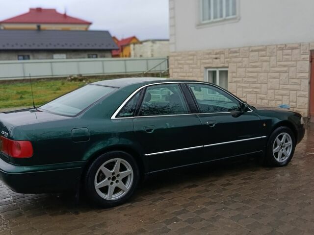 Зеленый Ауди А8, объемом двигателя 2.5 л и пробегом 270 тыс. км за 1999 $, фото 4 на Automoto.ua