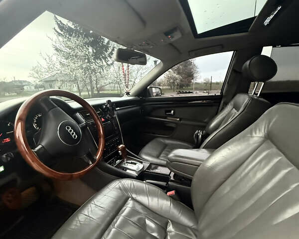 Зелений Ауді A8, об'ємом двигуна 3.3 л та пробігом 320 тис. км за 6500 $, фото 38 на Automoto.ua