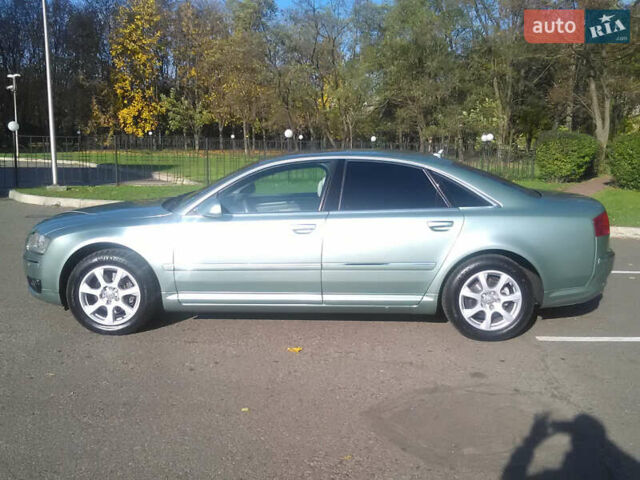 Зелений Ауді A8, об'ємом двигуна 2.97 л та пробігом 400 тис. км за 9900 $, фото 1 на Automoto.ua