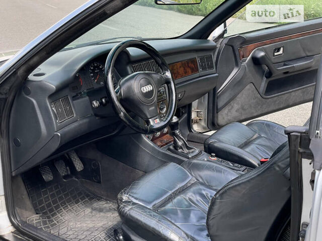 Сірий Ауді Cabriolet, об'ємом двигуна 2.8 л та пробігом 248 тис. км за 3999 $, фото 18 на Automoto.ua