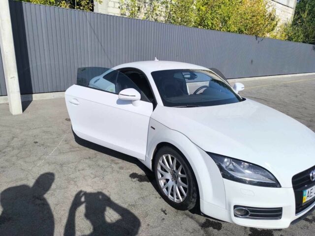 Белый Ауди Купе, объемом двигателя 2 л и пробегом 174 тыс. км за 14000 $, фото 2 на Automoto.ua