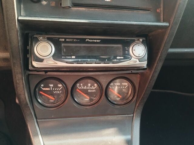 Сірий Ауді Купе, об'ємом двигуна 2.2 л та пробігом 325 тис. км за 2999 $, фото 14 на Automoto.ua