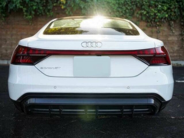 Белый Ауди Другая, объемом двигателя 0 л и пробегом 24 тыс. км за 40500 $, фото 6 на Automoto.ua