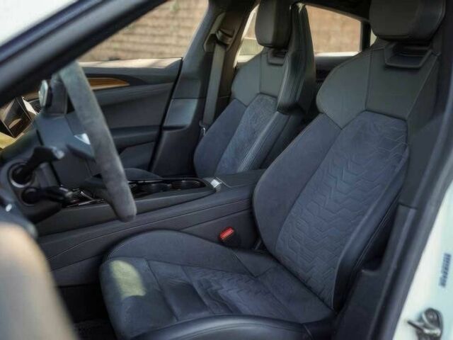 Белый Ауди Другая, объемом двигателя 0 л и пробегом 24 тыс. км за 40500 $, фото 8 на Automoto.ua