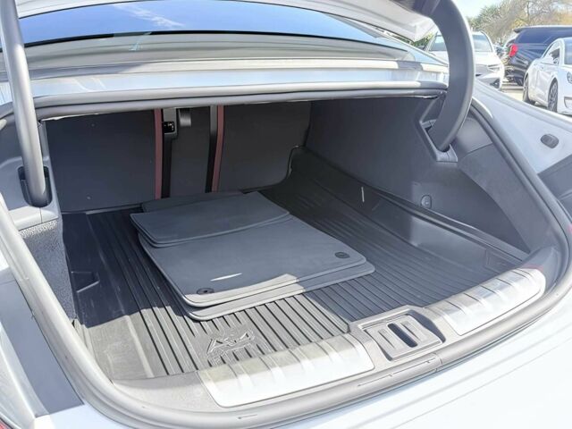 Белый Ауди Другая, объемом двигателя 0 л и пробегом 13 тыс. км за 35000 $, фото 13 на Automoto.ua