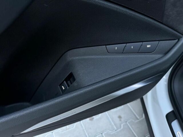 Белый Ауди Другая, объемом двигателя 0 л и пробегом 150 тыс. км за 30500 $, фото 12 на Automoto.ua