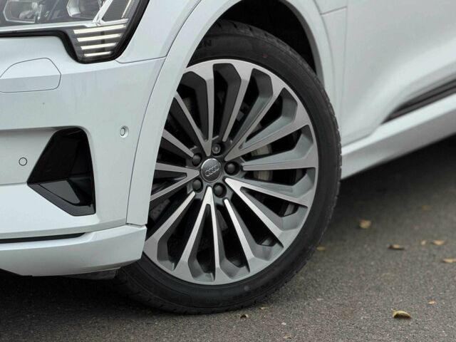 Белый Ауди Другая, объемом двигателя 3 л и пробегом 87 тыс. км за 28000 $, фото 4 на Automoto.ua