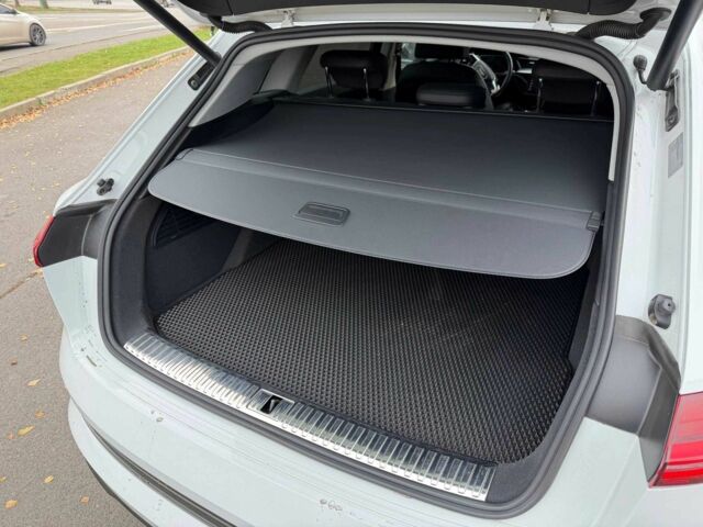 Белый Ауди Другая, объемом двигателя 3 л и пробегом 87 тыс. км за 28000 $, фото 13 на Automoto.ua