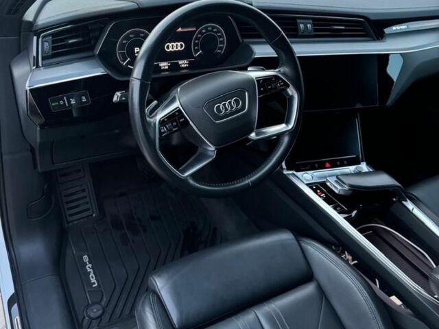 Белый Ауди Другая, объемом двигателя 0 л и пробегом 150 тыс. км за 30500 $, фото 15 на Automoto.ua