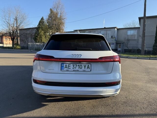 Белый Ауди Другая, объемом двигателя 0 л и пробегом 120 тыс. км за 29000 $, фото 7 на Automoto.ua