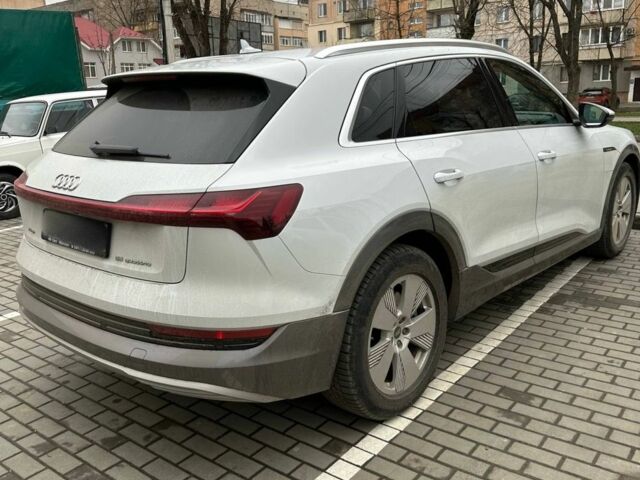 Белый Ауди Другая, объемом двигателя 0 л и пробегом 120 тыс. км за 25555 $, фото 1 на Automoto.ua