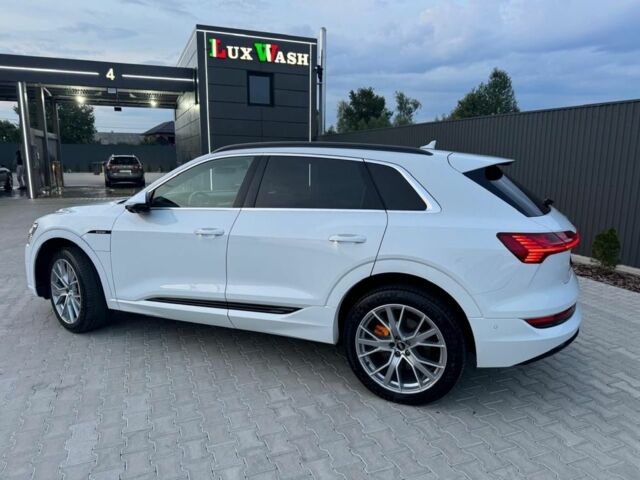 Белый Ауди Другая, объемом двигателя 0 л и пробегом 150 тыс. км за 30500 $, фото 1 на Automoto.ua