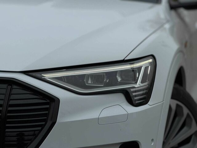 Белый Ауди Другая, объемом двигателя 3 л и пробегом 87 тыс. км за 28000 $, фото 3 на Automoto.ua