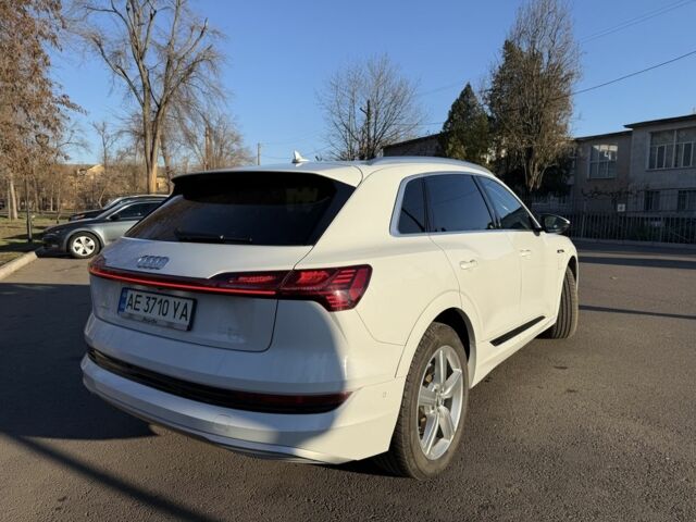 Белый Ауди Другая, объемом двигателя 0 л и пробегом 120 тыс. км за 29000 $, фото 8 на Automoto.ua