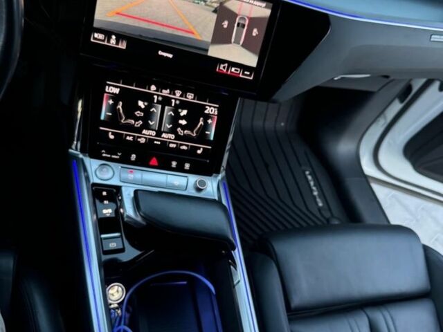 Белый Ауди Другая, объемом двигателя 0 л и пробегом 150 тыс. км за 30500 $, фото 18 на Automoto.ua