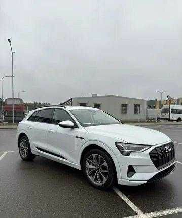 Белый Ауди Другая, объемом двигателя 0 л и пробегом 22 тыс. км за 26900 $, фото 3 на Automoto.ua