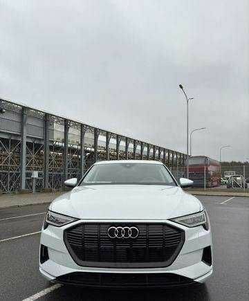 Белый Ауди Другая, объемом двигателя 0 л и пробегом 22 тыс. км за 26900 $, фото 1 на Automoto.ua