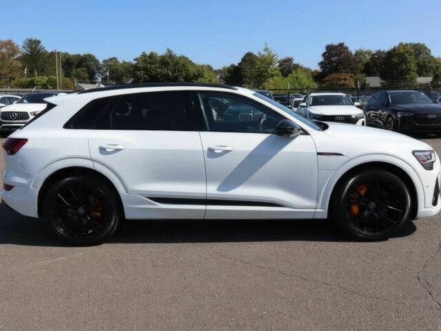 Белый Ауди Другая, объемом двигателя 0 л и пробегом 14 тыс. км за 12500 $, фото 3 на Automoto.ua