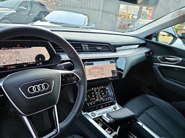 Белый Ауди Другая, объемом двигателя 0 л и пробегом 28 тыс. км за 20000 $, фото 9 на Automoto.ua