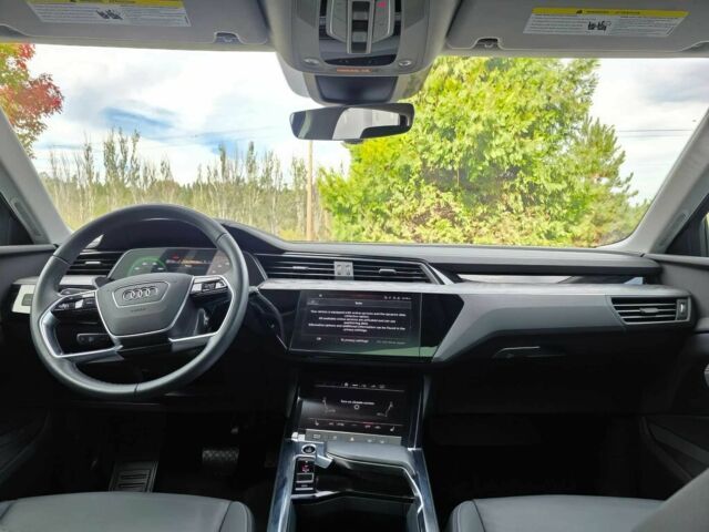 Білий Ауді Інша, об'ємом двигуна 0 л та пробігом 11 тис. км за 20000 $, фото 13 на Automoto.ua