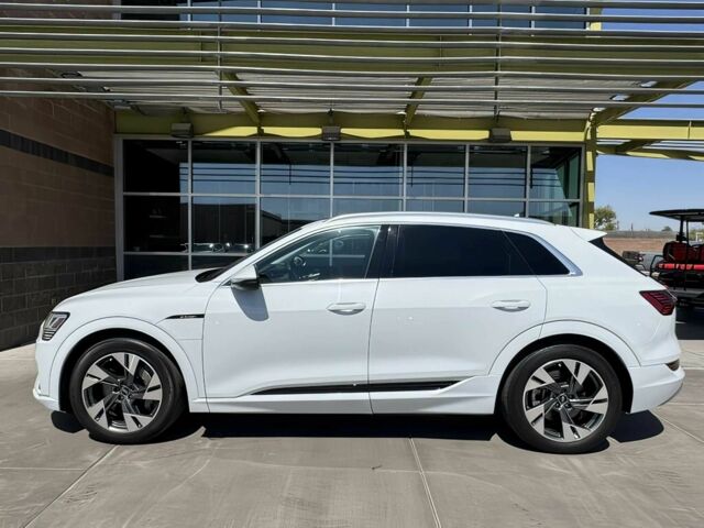 Белый Ауди Другая, объемом двигателя 0 л и пробегом 11 тыс. км за 21000 $, фото 3 на Automoto.ua