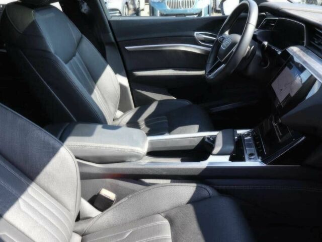 Белый Ауди Другая, объемом двигателя 0 л и пробегом 14 тыс. км за 12500 $, фото 8 на Automoto.ua