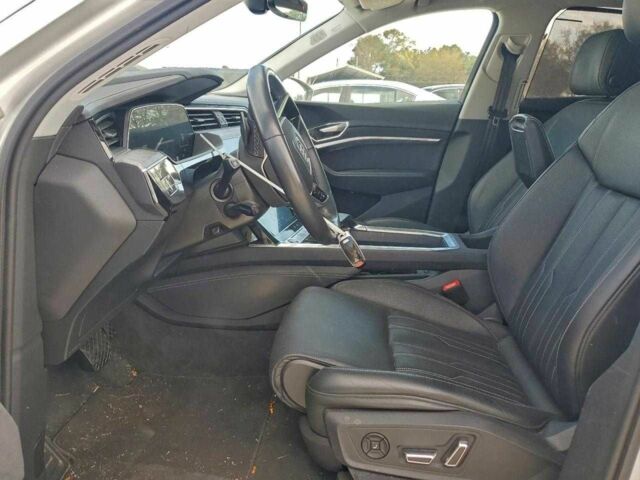 Білий Ауді Інша, об'ємом двигуна 0 л та пробігом 79 тис. км за 12900 $, фото 6 на Automoto.ua