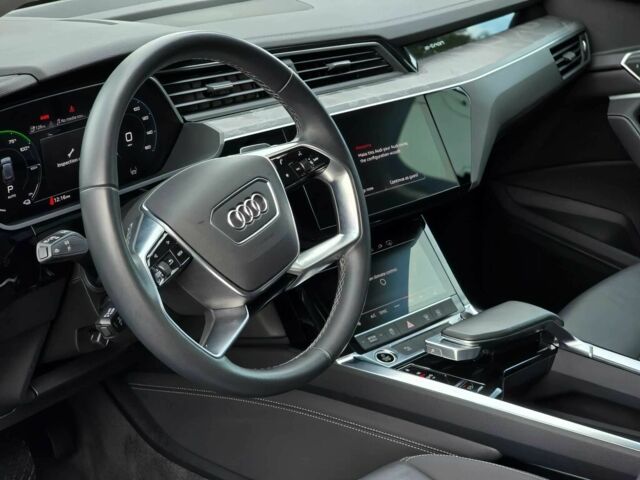 Білий Ауді Інша, об'ємом двигуна 0 л та пробігом 11 тис. км за 20000 $, фото 11 на Automoto.ua