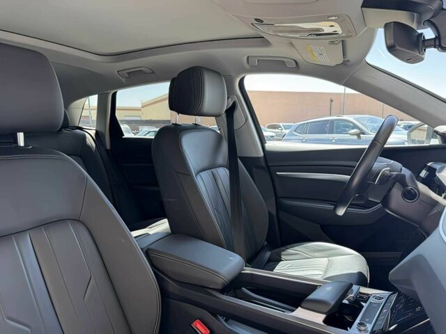 Белый Ауди Другая, объемом двигателя 0 л и пробегом 11 тыс. км за 21000 $, фото 12 на Automoto.ua