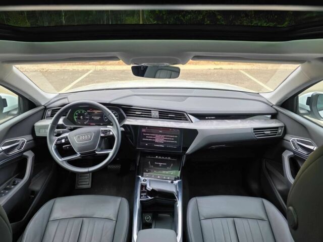 Білий Ауді Інша, об'ємом двигуна 0 л та пробігом 11 тис. км за 20000 $, фото 12 на Automoto.ua