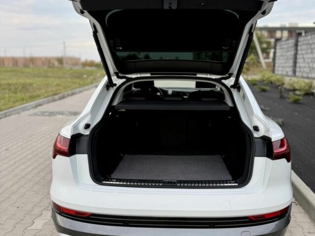 Білий Ауді Інша, об'ємом двигуна 0 л та пробігом 38 тис. км за 38500 $, фото 13 на Automoto.ua