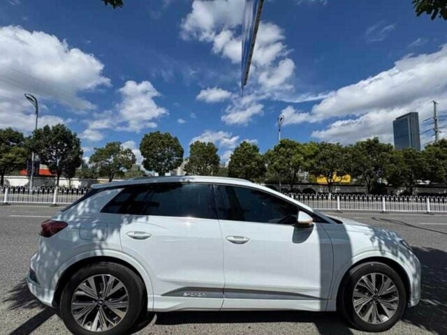 Белый Ауди Другая, объемом двигателя 0 л и пробегом 27 тыс. км за 22000 $, фото 1 на Automoto.ua