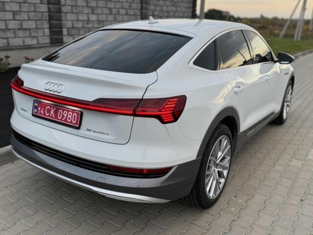 Білий Ауді Інша, об'ємом двигуна 0 л та пробігом 38 тис. км за 38500 $, фото 5 на Automoto.ua