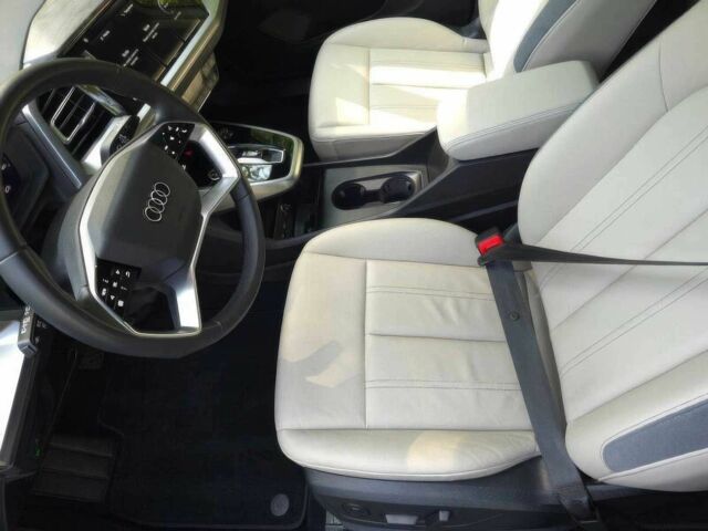 Белый Ауди Другая, объемом двигателя 0 л и пробегом 20 тыс. км за 16000 $, фото 8 на Automoto.ua