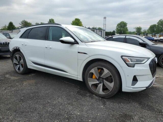 Белый Ауди Другая, объемом двигателя 0 л и пробегом 20 тыс. км за 13800 $, фото 3 на Automoto.ua