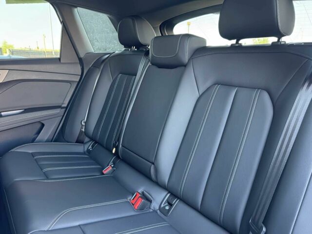 Білий Ауді Інша, об'ємом двигуна 0 л та пробігом 23 тис. км за 16000 $, фото 12 на Automoto.ua