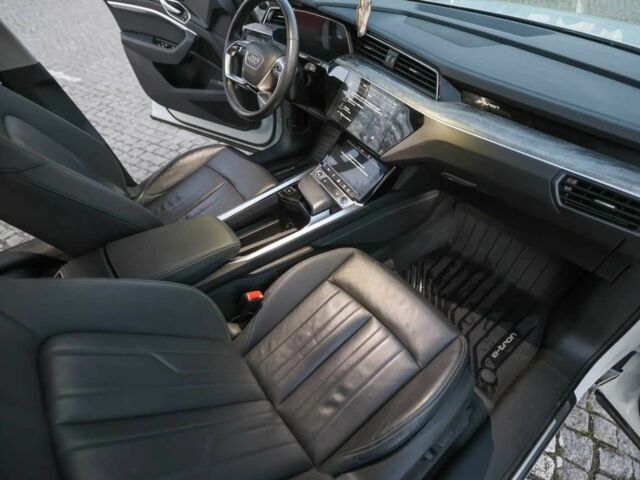 Белый Ауди Другая, объемом двигателя 2 л и пробегом 41 тыс. км за 21500 $, фото 22 на Automoto.ua