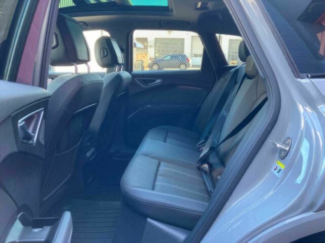 Белый Ауди Другая, объемом двигателя 0 л и пробегом 22 тыс. км за 24200 $, фото 8 на Automoto.ua