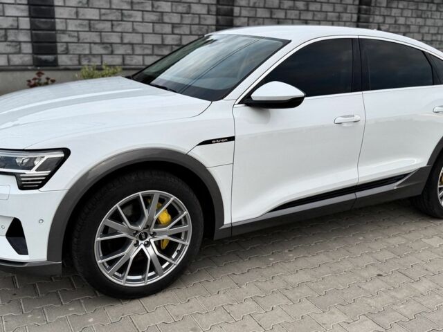 Білий Ауді Інша, об'ємом двигуна 0 л та пробігом 38 тис. км за 38500 $, фото 9 на Automoto.ua