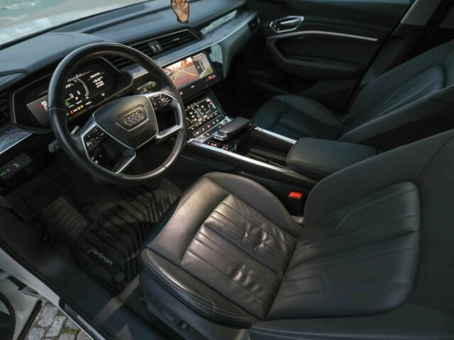 Белый Ауди Другая, объемом двигателя 0 л и пробегом 41 тыс. км за 20000 $, фото 9 на Automoto.ua