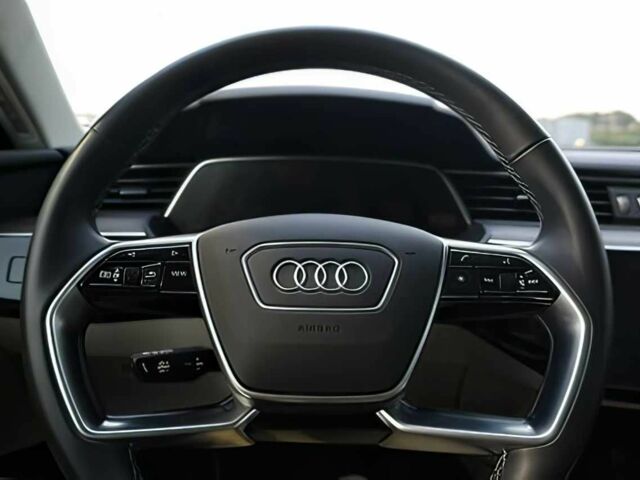 Белый Ауди Другая, объемом двигателя 0 л и пробегом 17 тыс. км за 24800 $, фото 7 на Automoto.ua