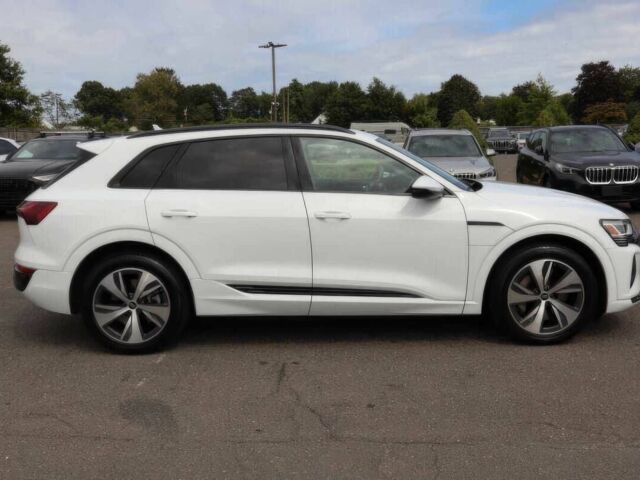 Белый Ауди Другая, объемом двигателя 0 л и пробегом 20 тыс. км за 24800 $, фото 3 на Automoto.ua