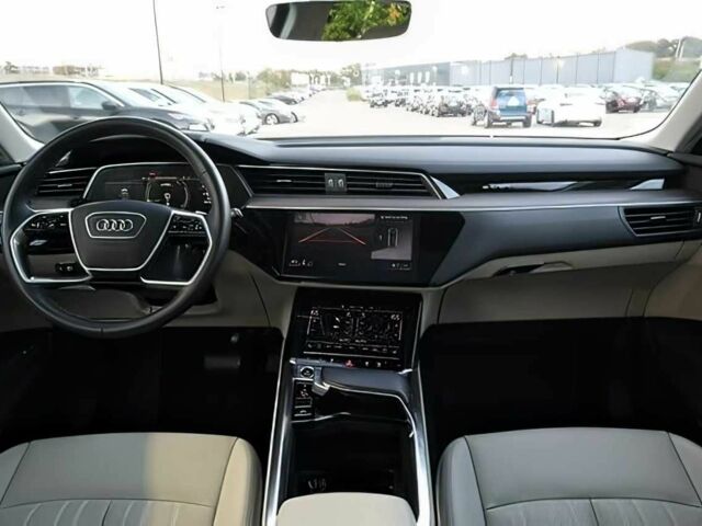 Белый Ауди Другая, объемом двигателя 0 л и пробегом 17 тыс. км за 24800 $, фото 6 на Automoto.ua