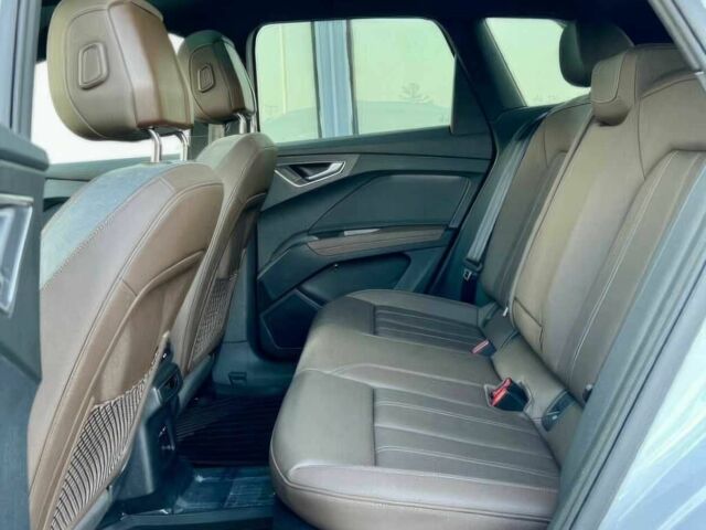 Белый Ауди Другая, объемом двигателя 0 л и пробегом 30 тыс. км за 35000 $, фото 8 на Automoto.ua